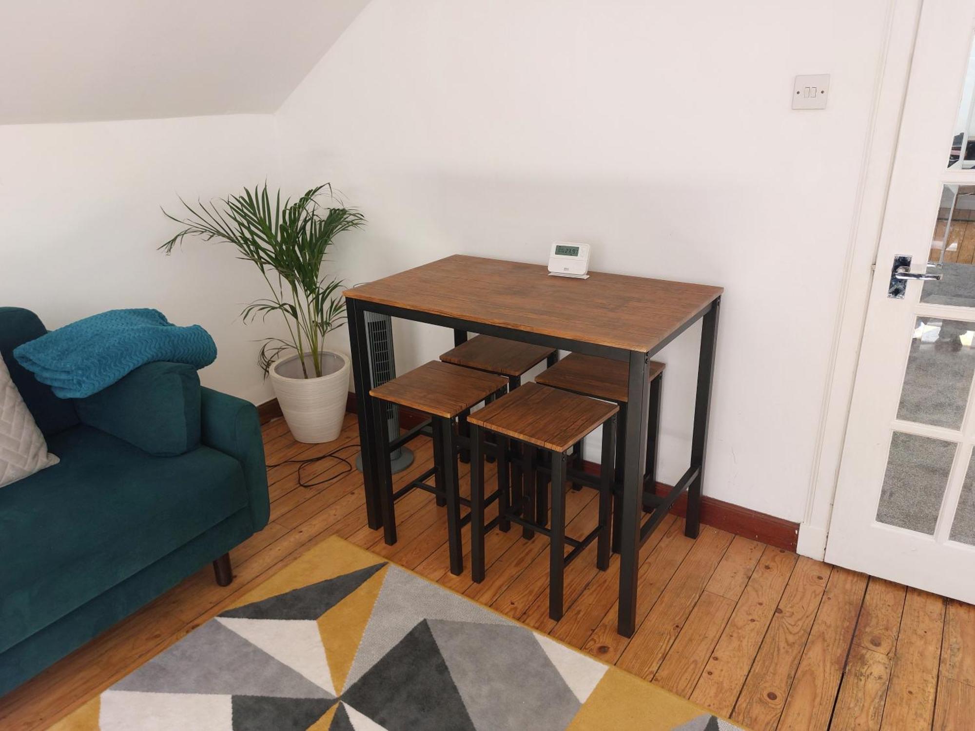 Bright - Central - Sleeps 10 Единбург Екстериор снимка