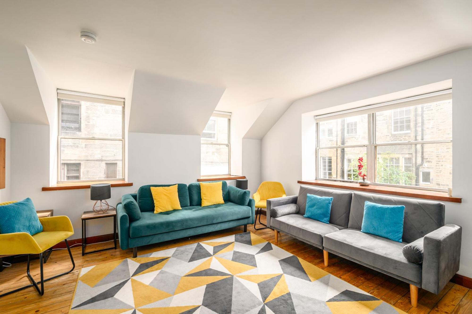 Bright - Central - Sleeps 10 Единбург Екстериор снимка